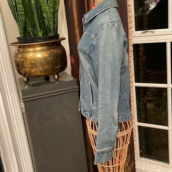 A.M.I. ⭐️Jeans jacket - Picture 5 of 7